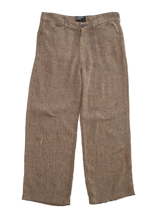 Grey pants, front view