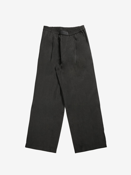 Black pant, front view