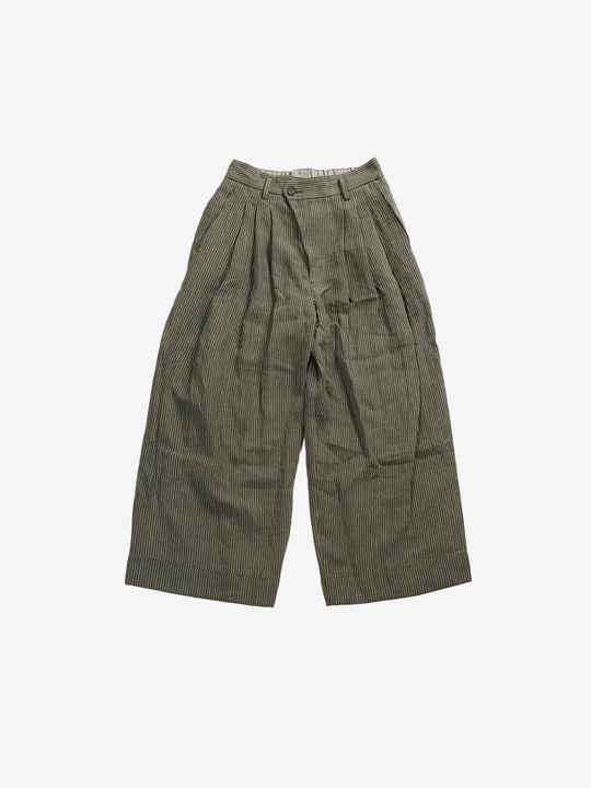 Green pants, full view