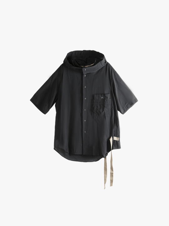 Black shirt, front view