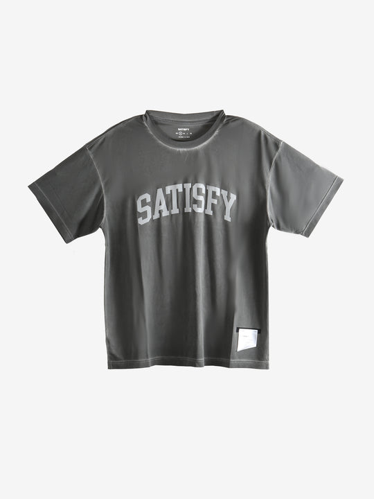 Black t-shirt,front view