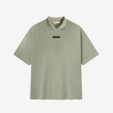 Green shirt, front view