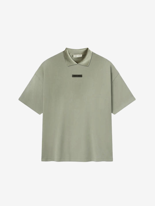 Green shirt, front view