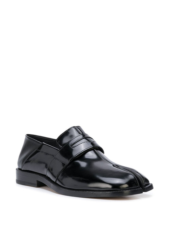 black shoes, side view