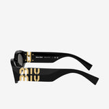 balck sunglasses, side view