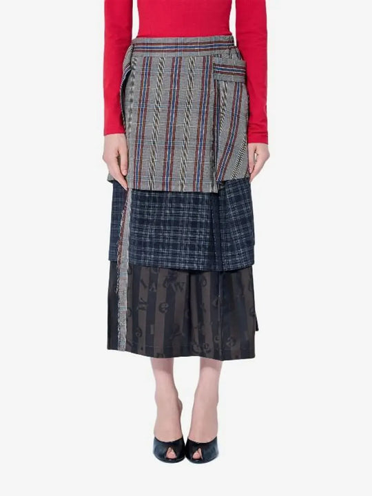 Grey skirt, full body view