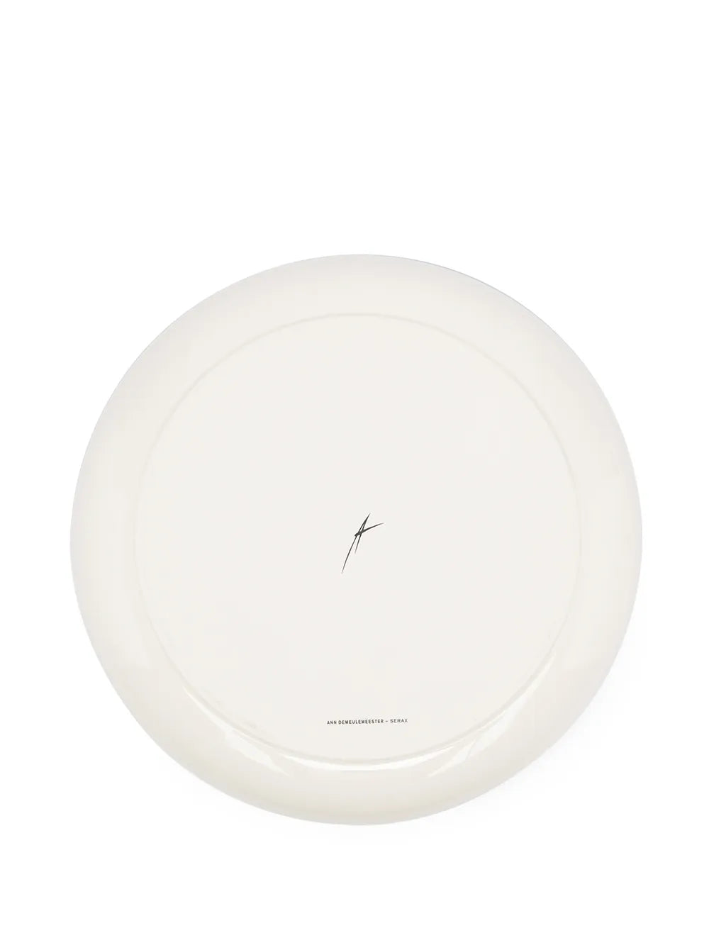 White plate, back view