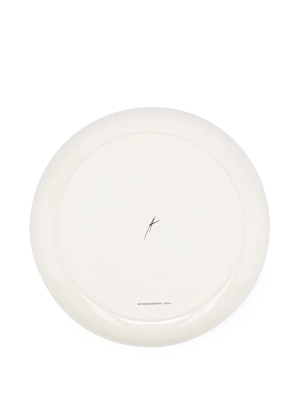 White plate, back view
