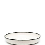 White plate, side view