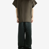 Brown t-shirt, full body view