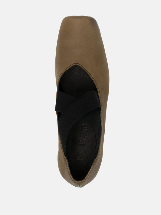 Tan shoes front view