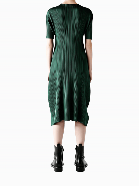 Green dress,back view