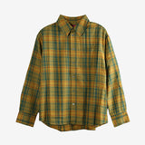 Yellow shirt, front view