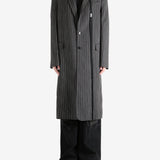 Black coat, full bdoy view