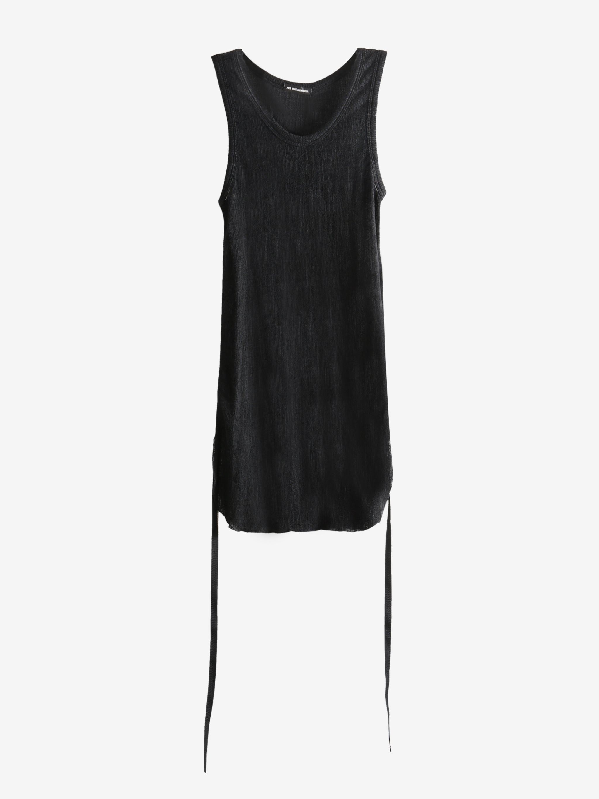 Black top,front view