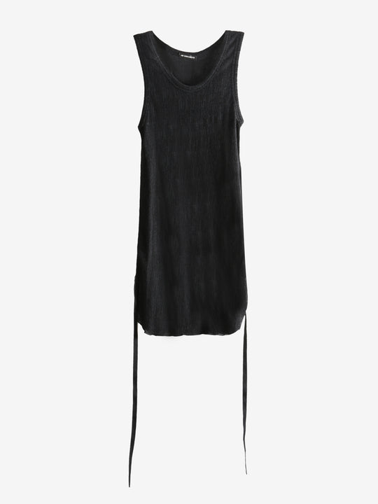 Black top,front view