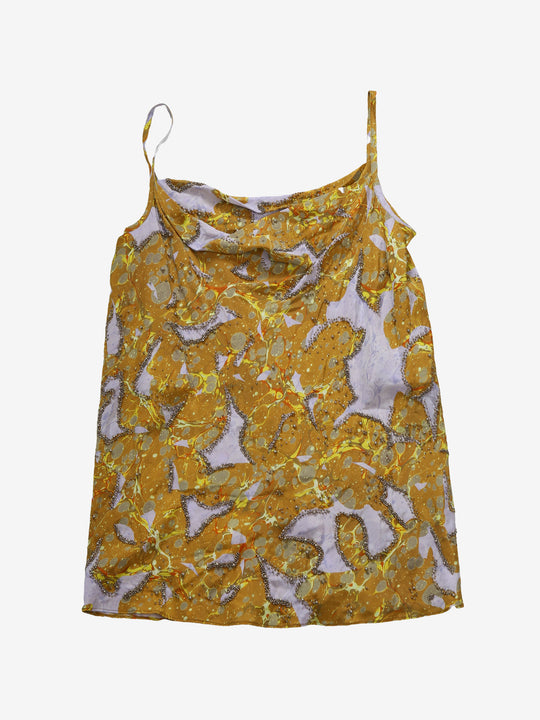 Yellow top, front view