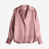 Pink shirt,front view