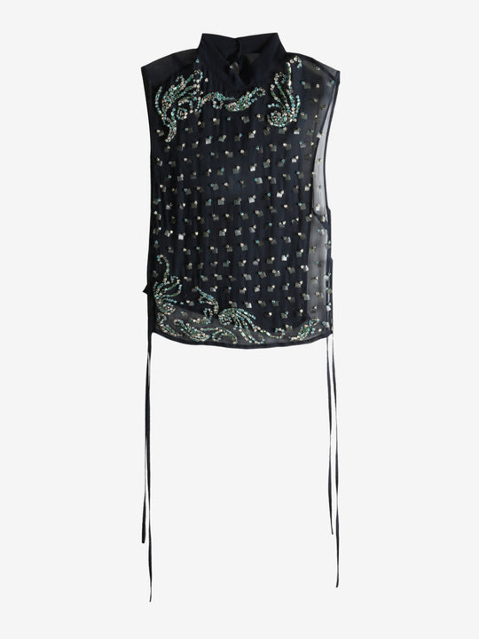 Green top,front view