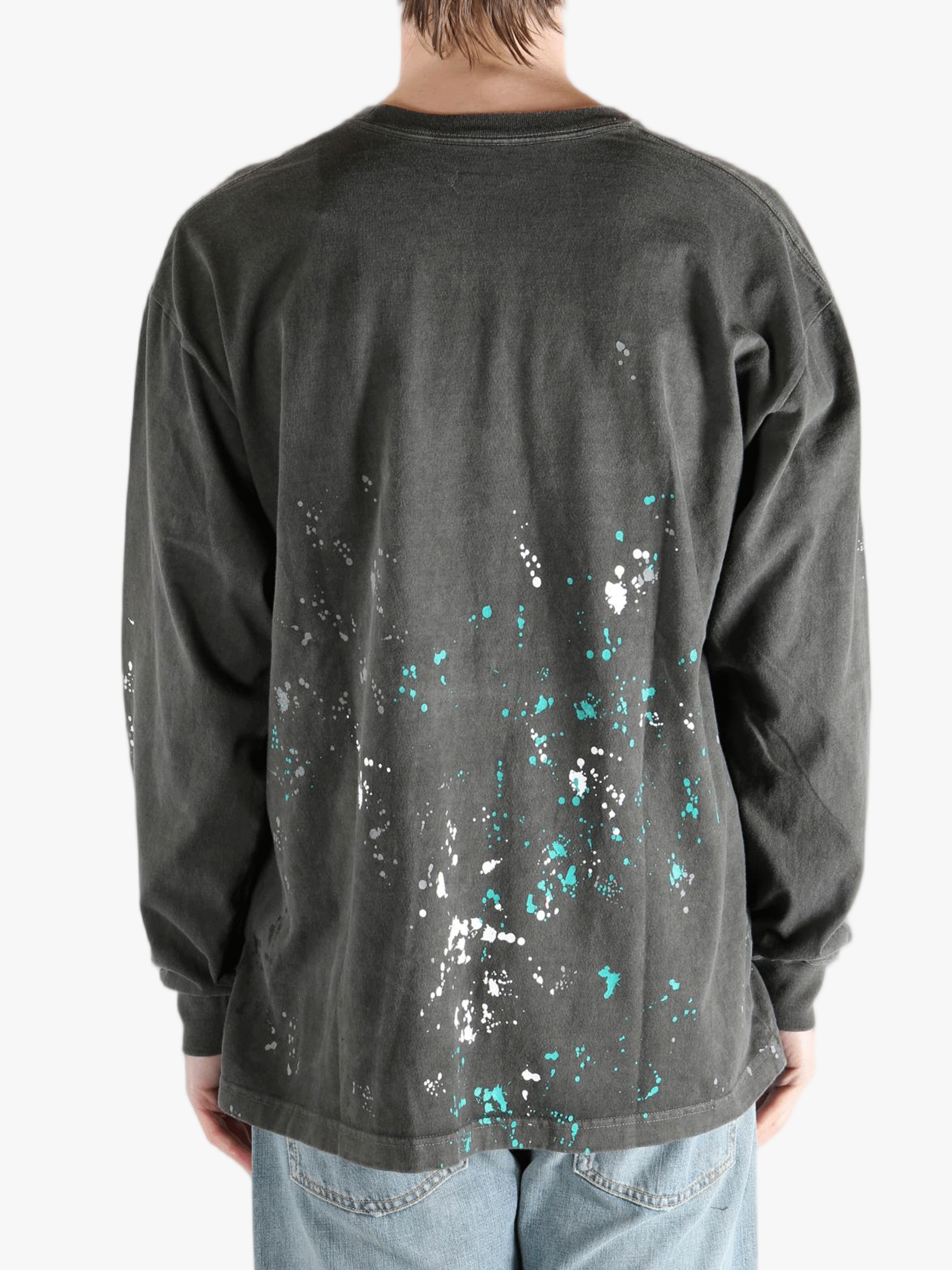 Black t-shirt worn by a person, showing the t-shirt fit