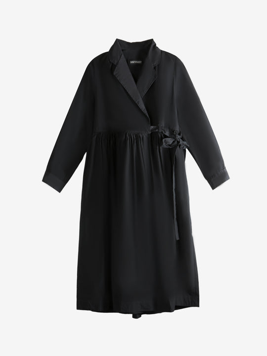 Black dress, front view