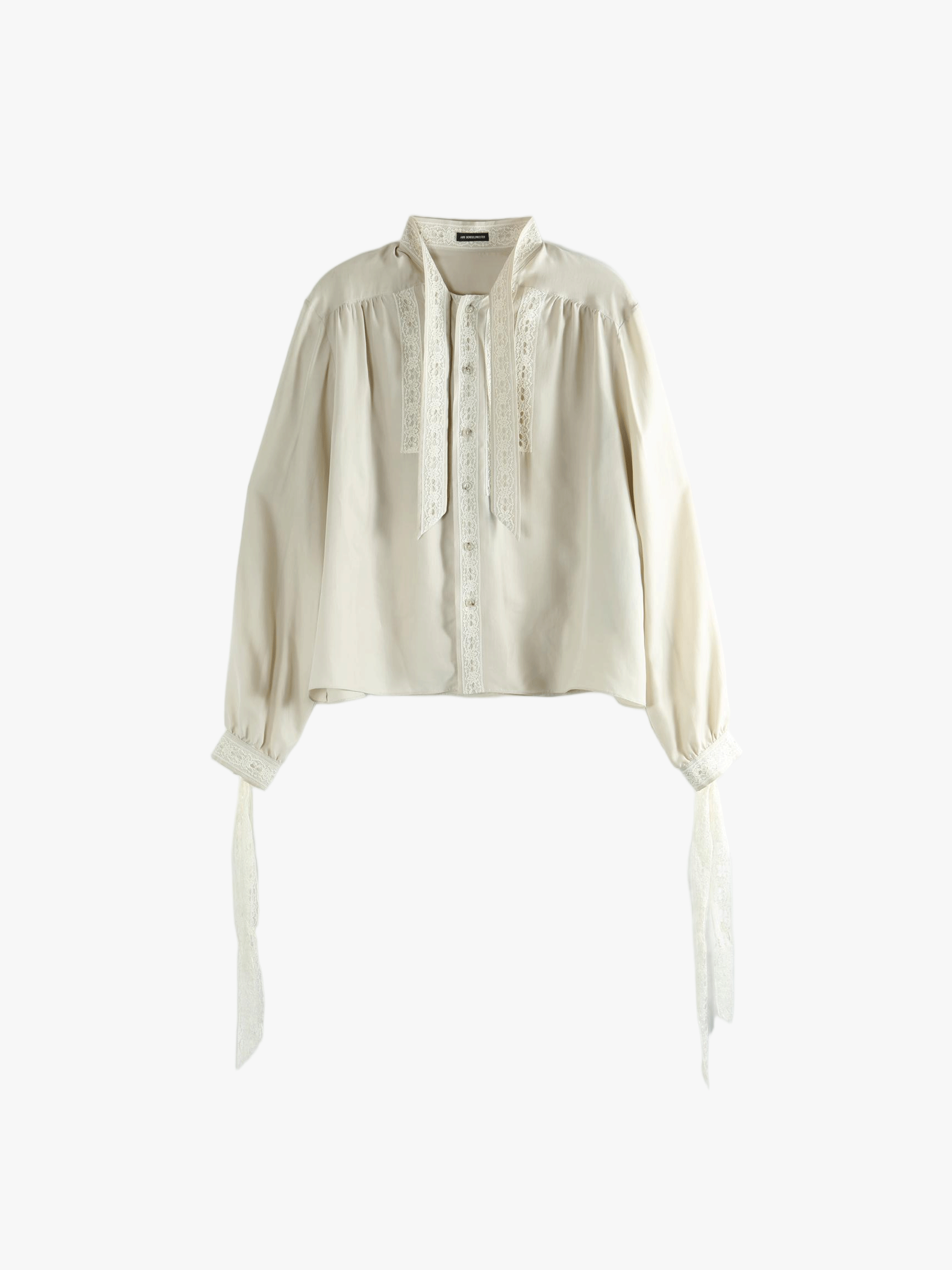 White shirt, front view