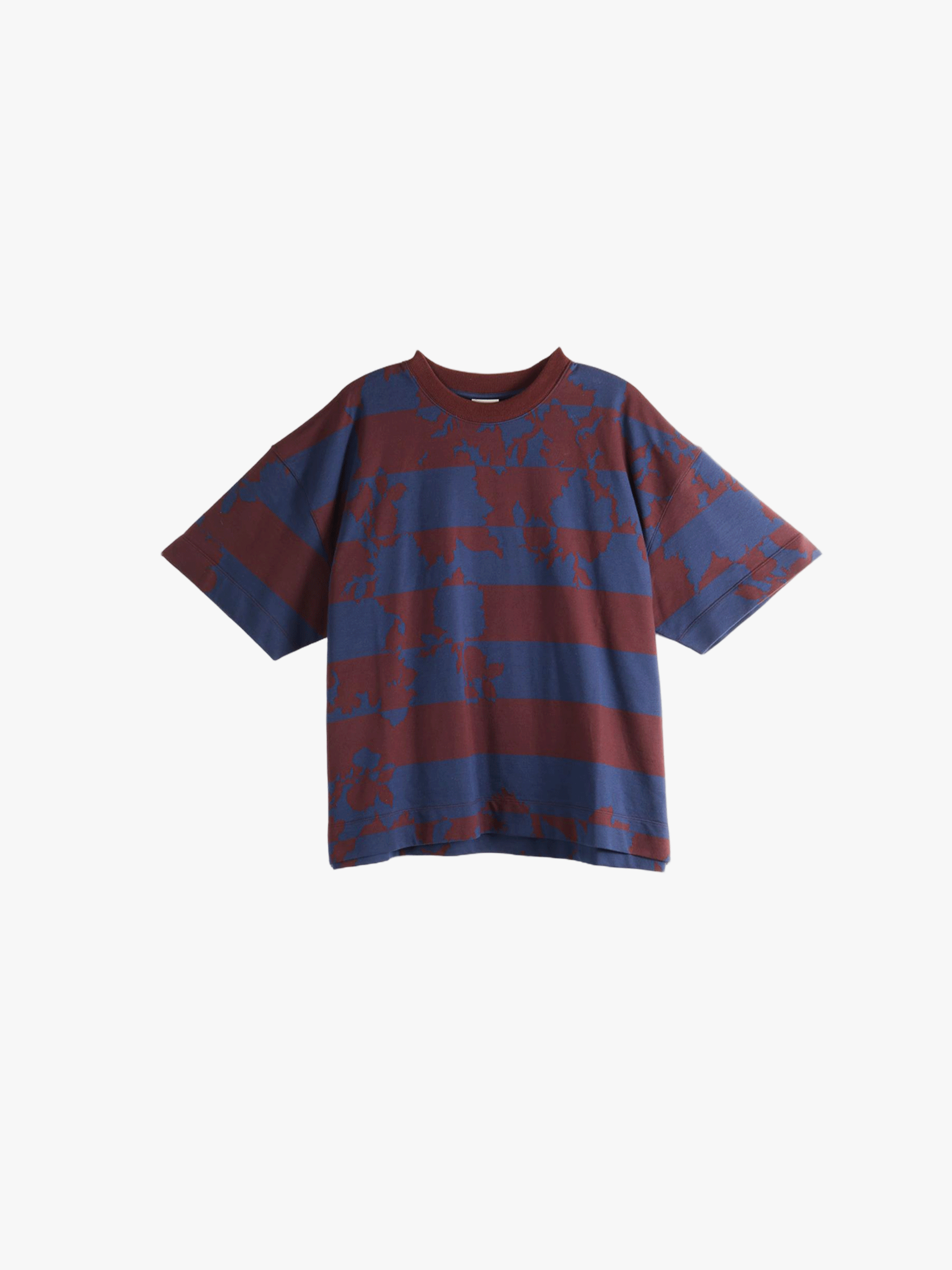 Blue t-shirt, front view
