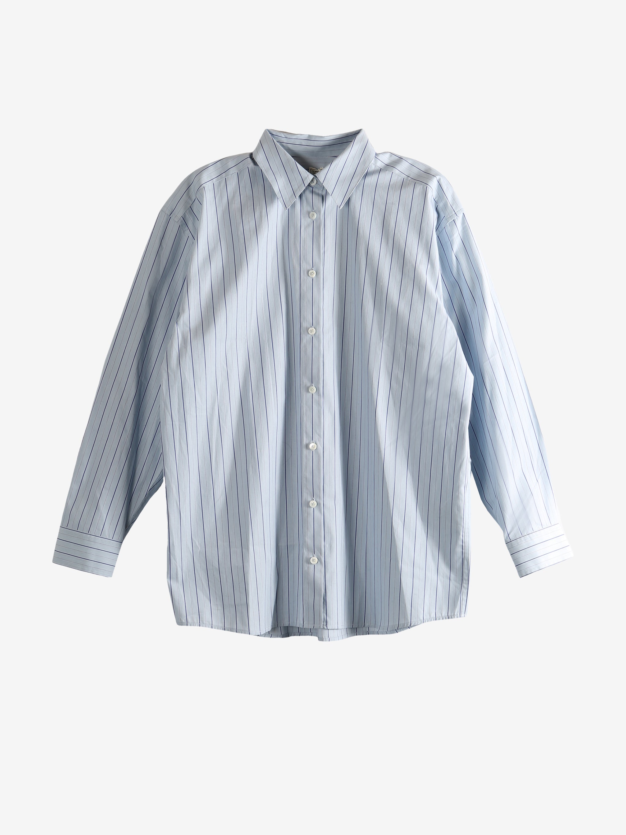 Blue shirt, front view