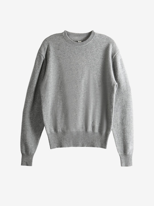 Grey knitwear, front view