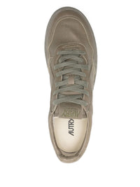 AUTRY - Men Medalist Low Leather Sneakers