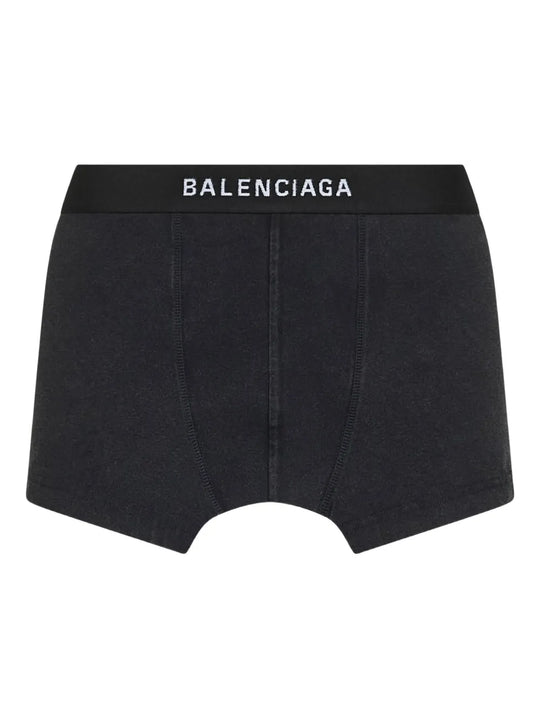 Black skirt, front view