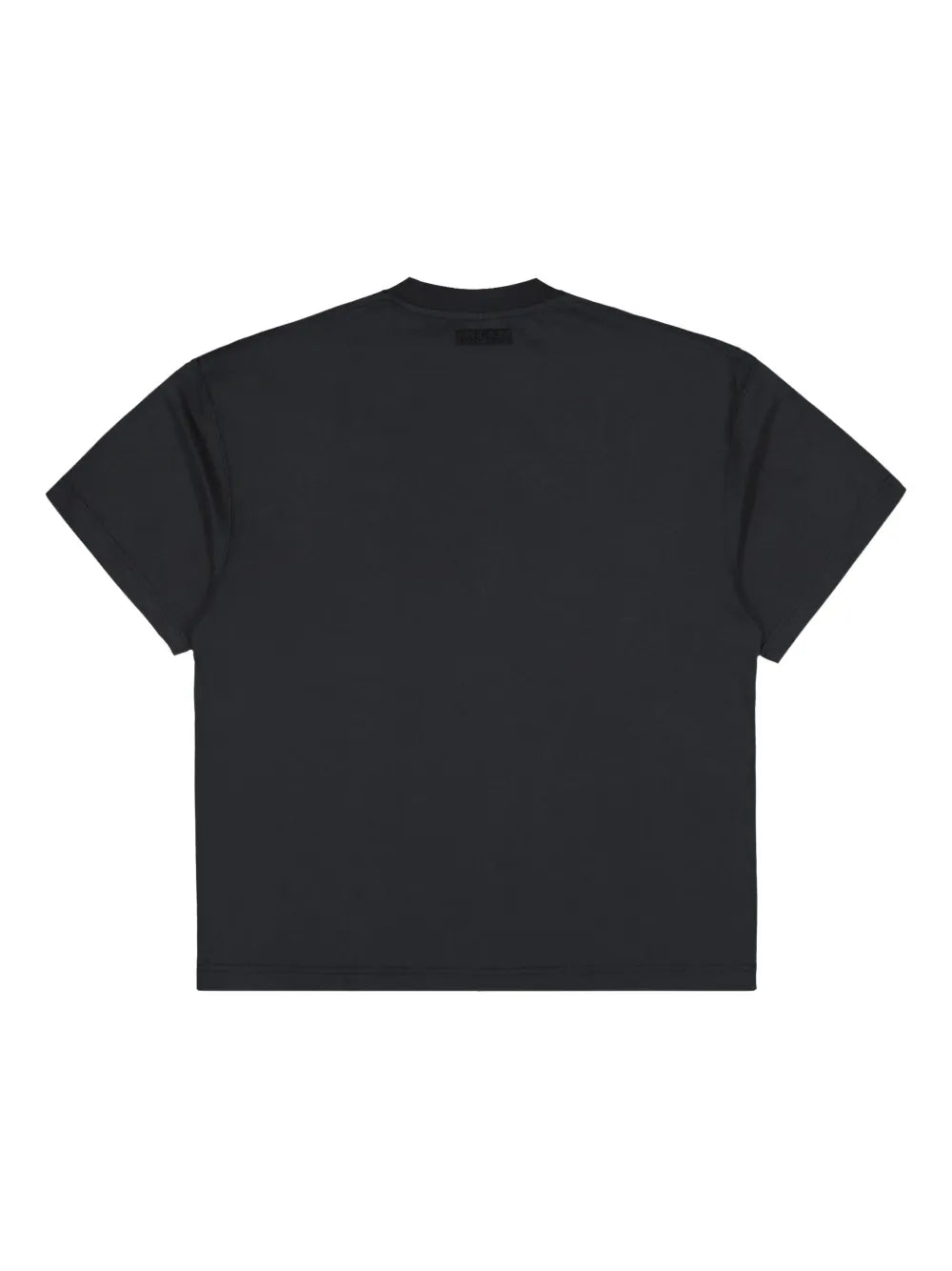 Black shirt, back view