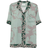 Green shirt, front view