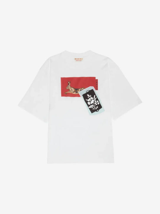 White t-shirt,front view