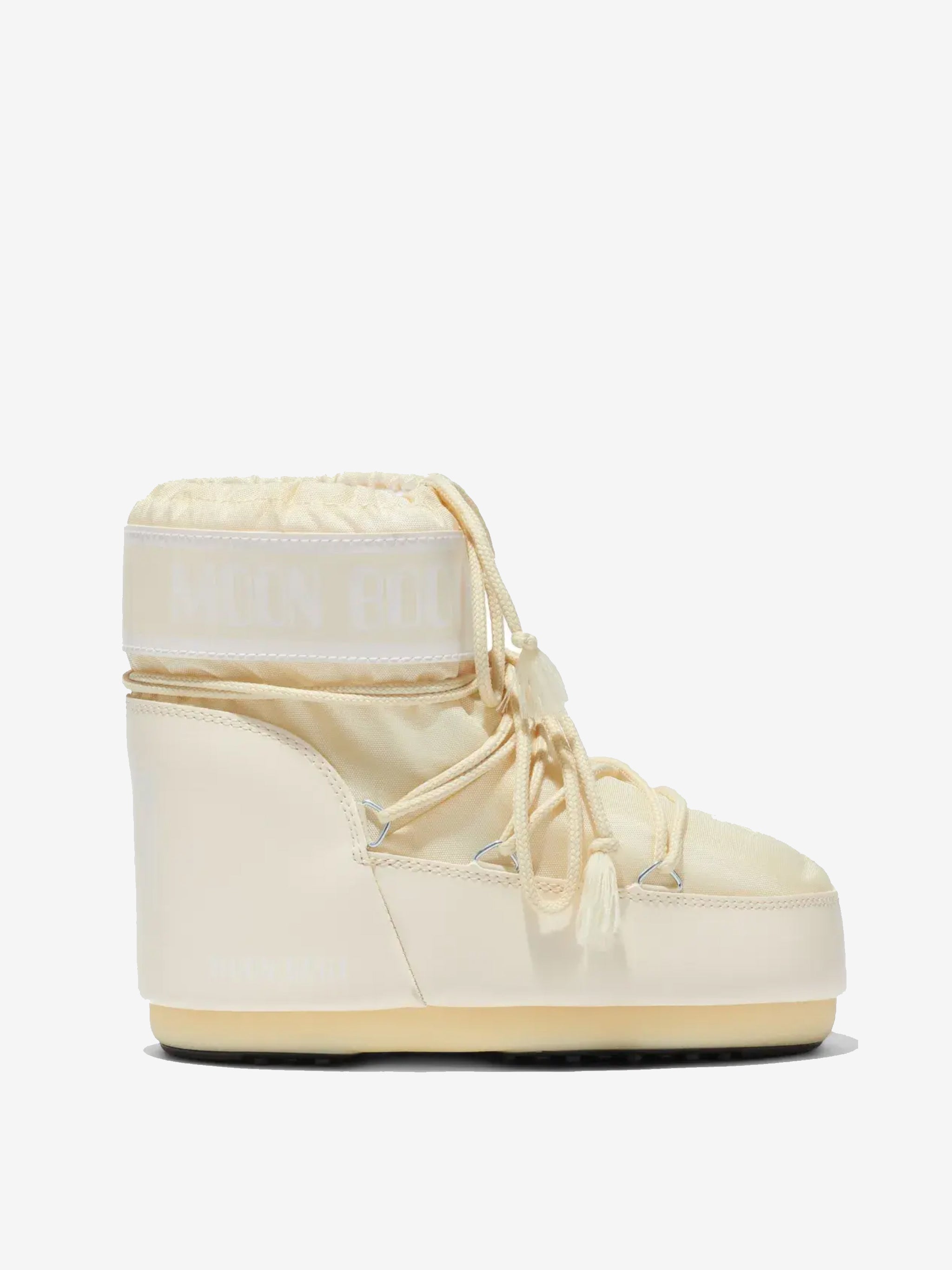 White boot, front view