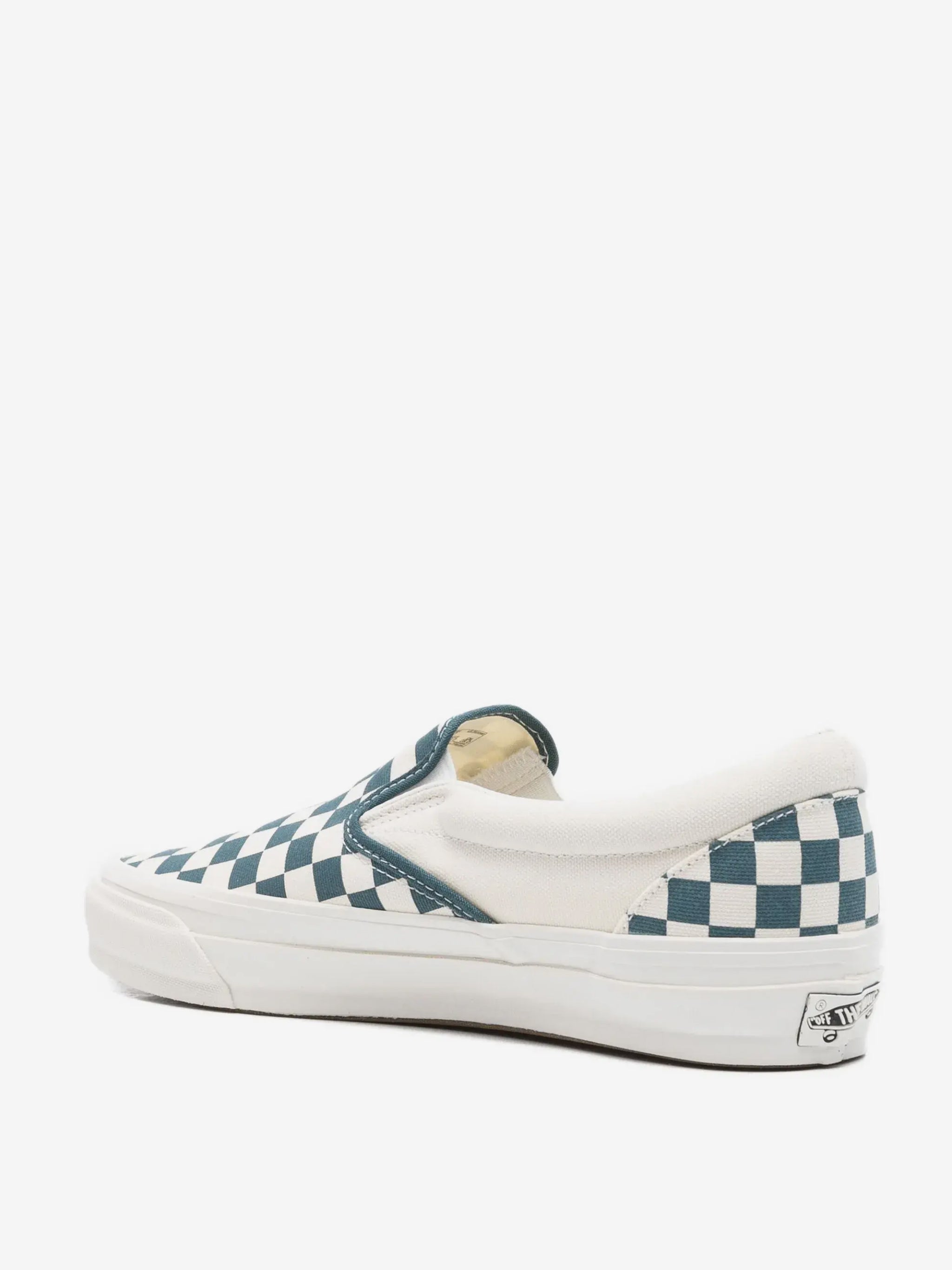 Green shoes, back view