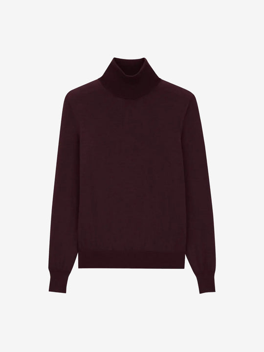 Brown knitwear, front view