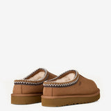 Brown shoes, back view