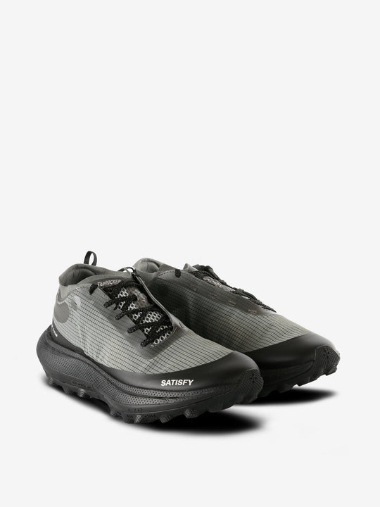 Grey sneaker, front view