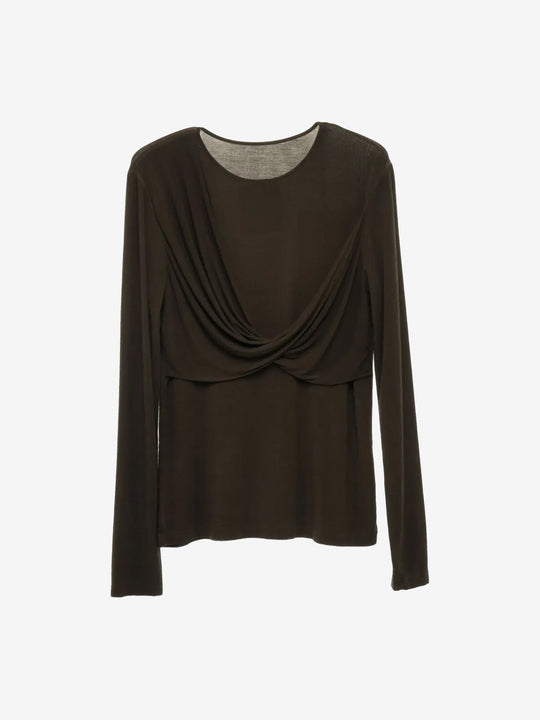 Brown shirt, front view