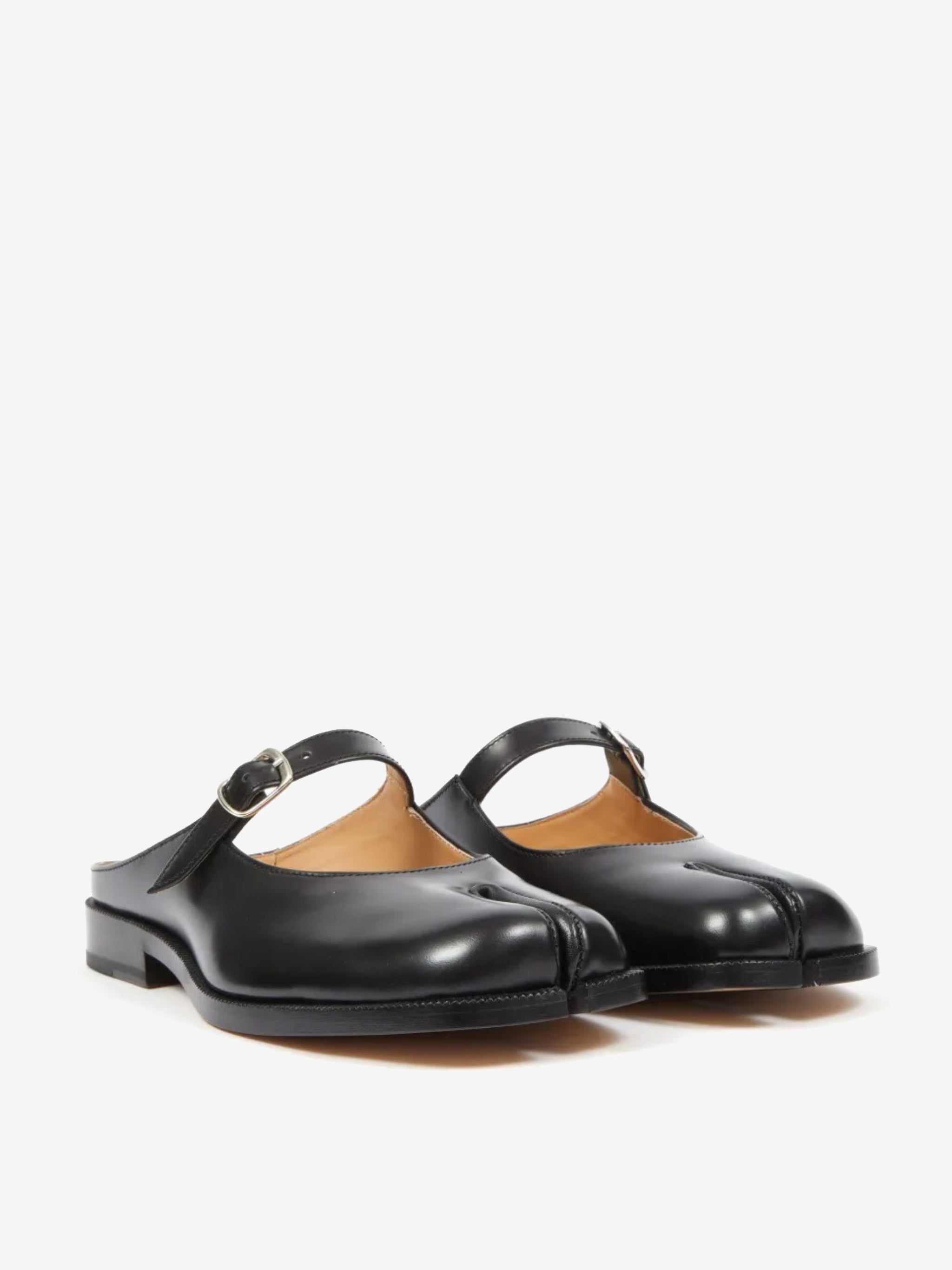 Black mule, side view