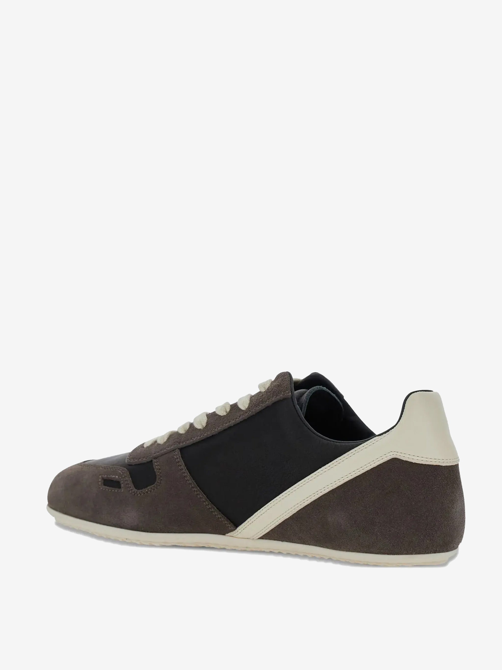 Black sneakers,back view