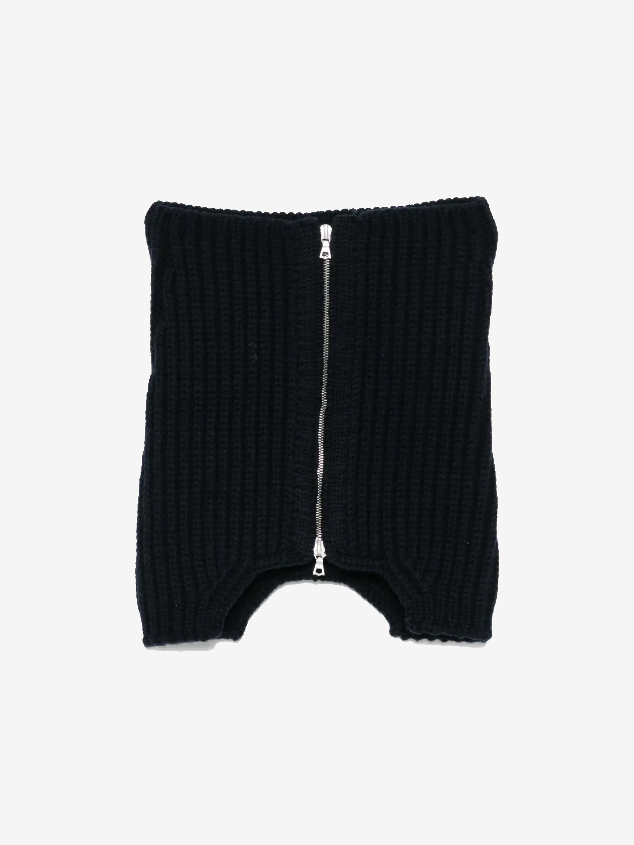 Black scarf,front view