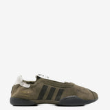 Green shoes, front view