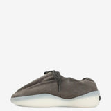 Grey shoes,front view