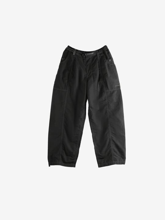 Black pants,front view