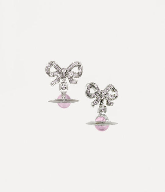 Pink accessories, front view