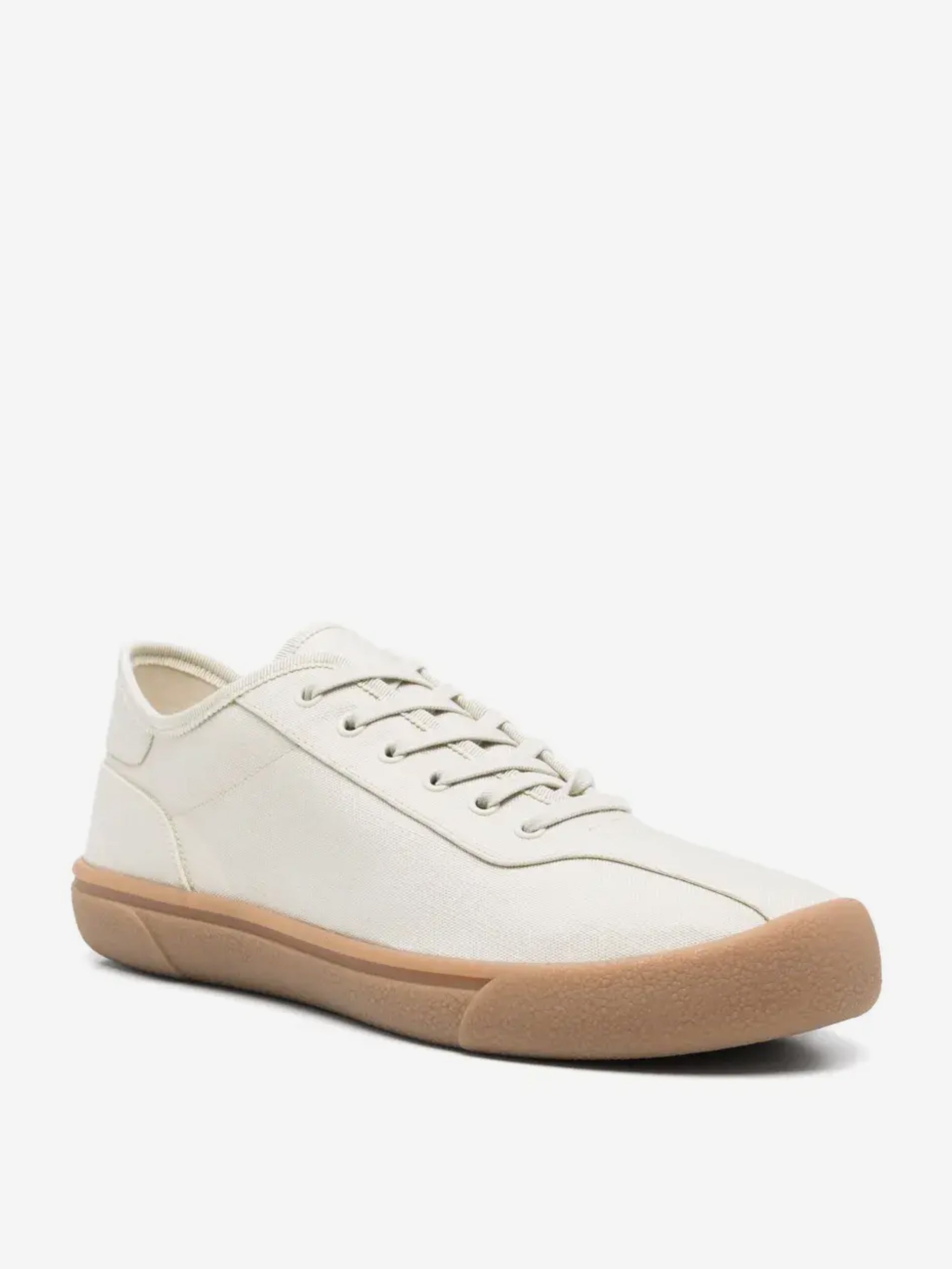 White sneaker,side view