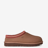 Brown shoes,front view