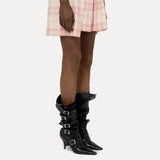 Black boots, front view